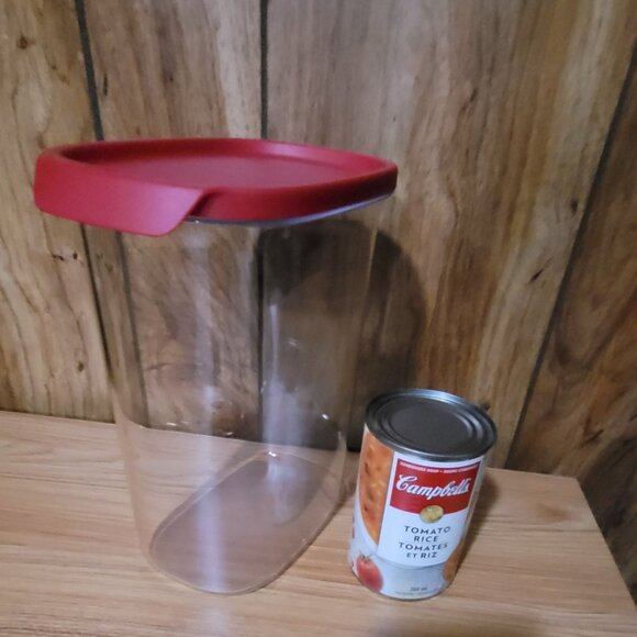 Tupperware® Ultra Clear| 9½ cup / 2.2 L - red seal - Picture 1 of 3